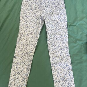Mario Serrani White and Blue Patterned Capris